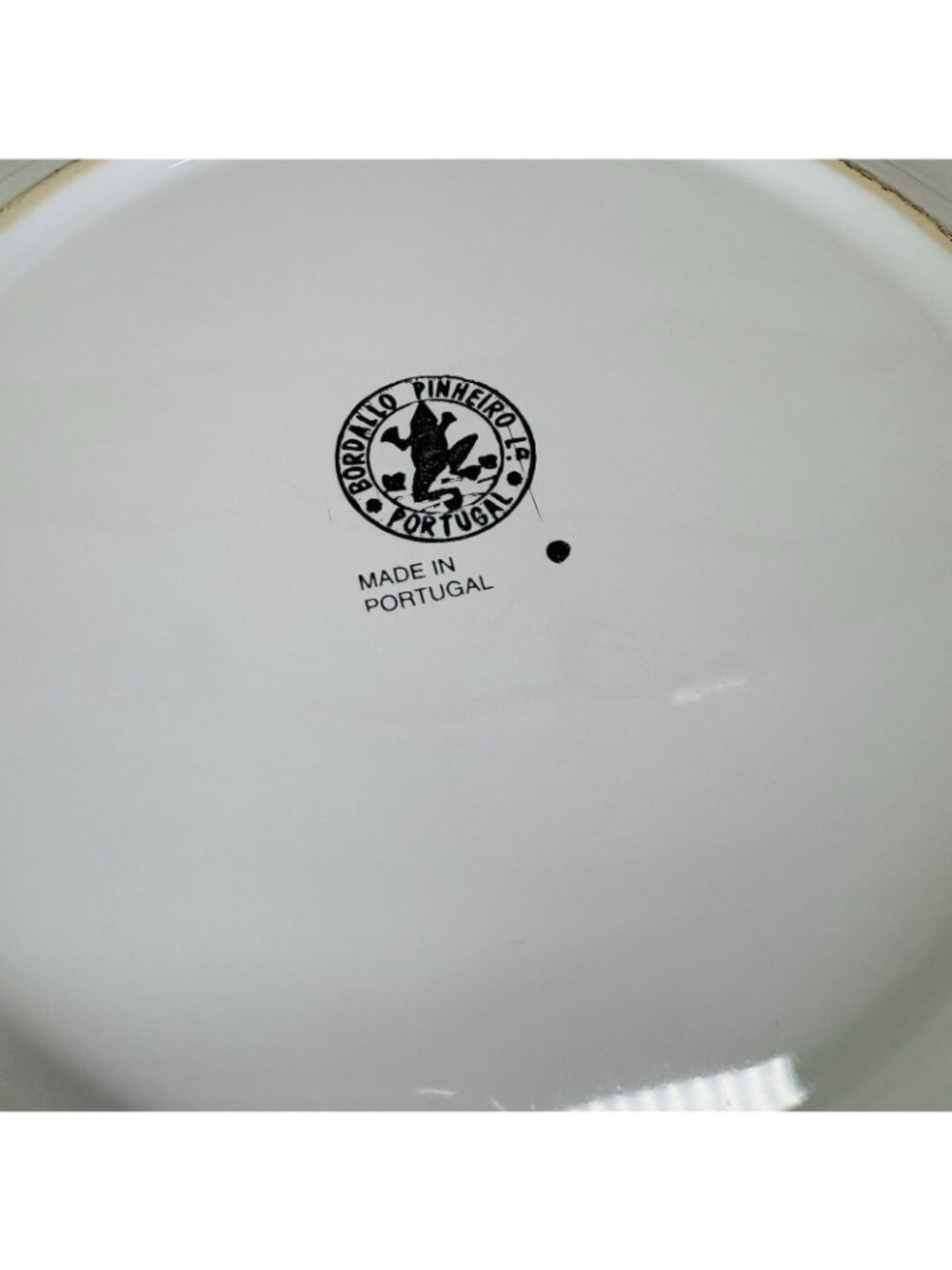 Bordallo Pinheiro Portugal BPI95 White Undecorated Smooth 11.75" Dinner Plate - Picture 4 of 10